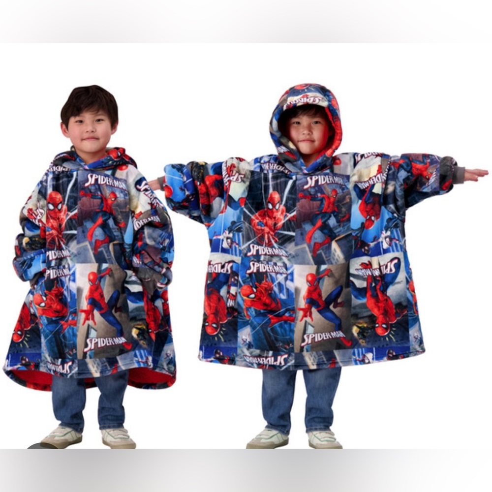 Kids Marvel Spider-Man Oversized Wearable Hoodie - Red & Blue. Fits Sz 4-10. NWT